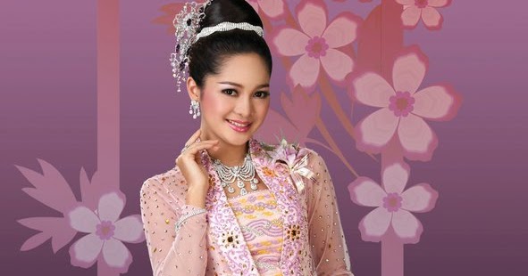 Cute Actress Moe Yu San in Burmese Bridal Dress | Myanmar Movie Stars ...