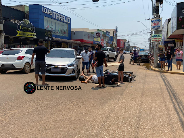 Motociclista sofre grave ferimento em acidente na Avenida Jatuarana 9 Motociclista sofre grave ferimento em acidente na Avenida Jatuarana