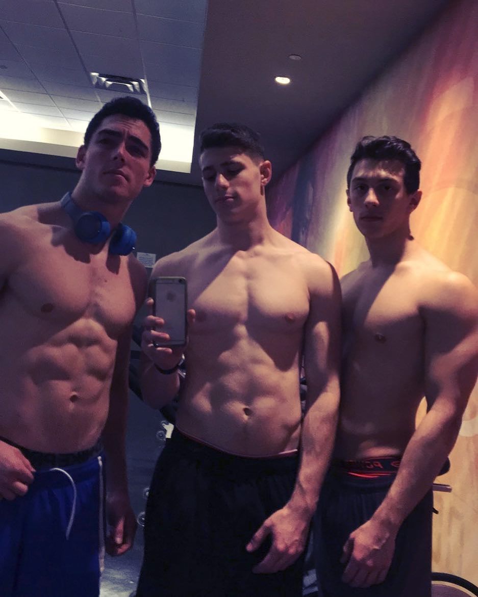 sexy-cocky-shirtless-fit-frat-bros-young-straight-college-hunks-selfies