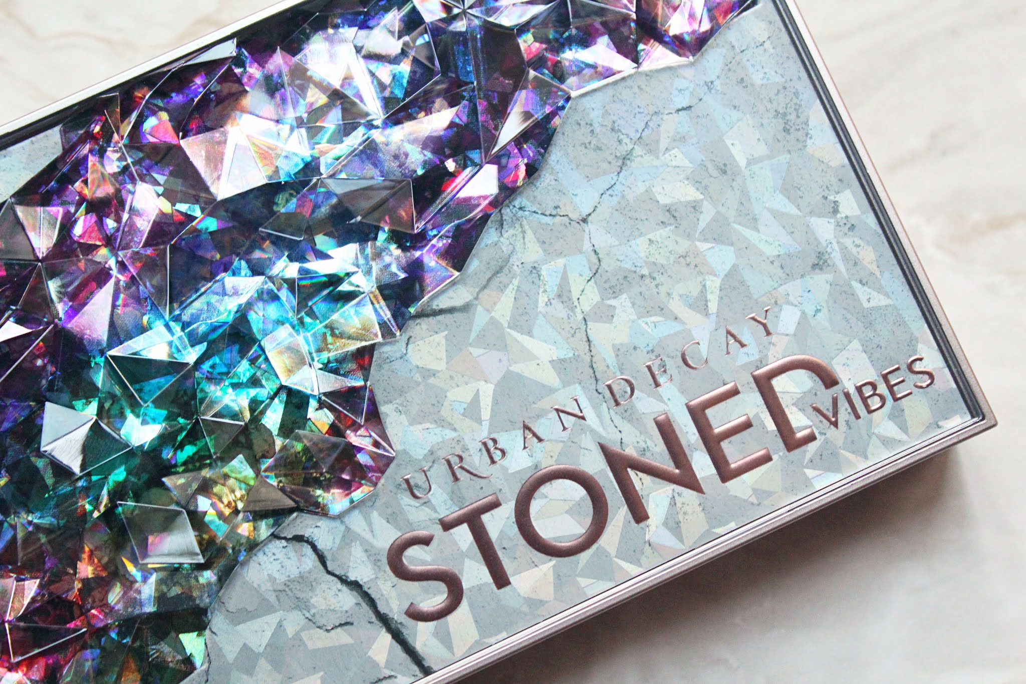 Urban Decay Stoned Vibes Eyeshadow Palette Review & Swatches