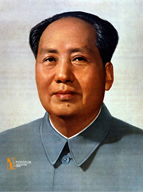 Mao Zedong merupakan salah satu tokoh penggerak Revolusi Cina. Selama Revolusi Cina, Mao Zedong menjadi pemimpin Partai Komunis (Kung Chang Tang). Mao Zedong juga memenangi perlawanan terhadap Chiang Kai Shek dengan membentuk pemerintahan yang berkiblat ke Uni Soviet. Selain itu, Mao Zedong mendirikan negara Republik Rakyat Cina (RRC) pada 1949 yang berideologi komunis.