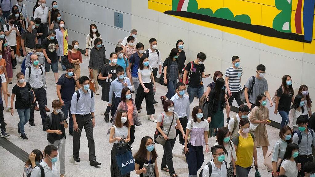 Hong Kong Makes Mask Wearing Mandatory in Public Places