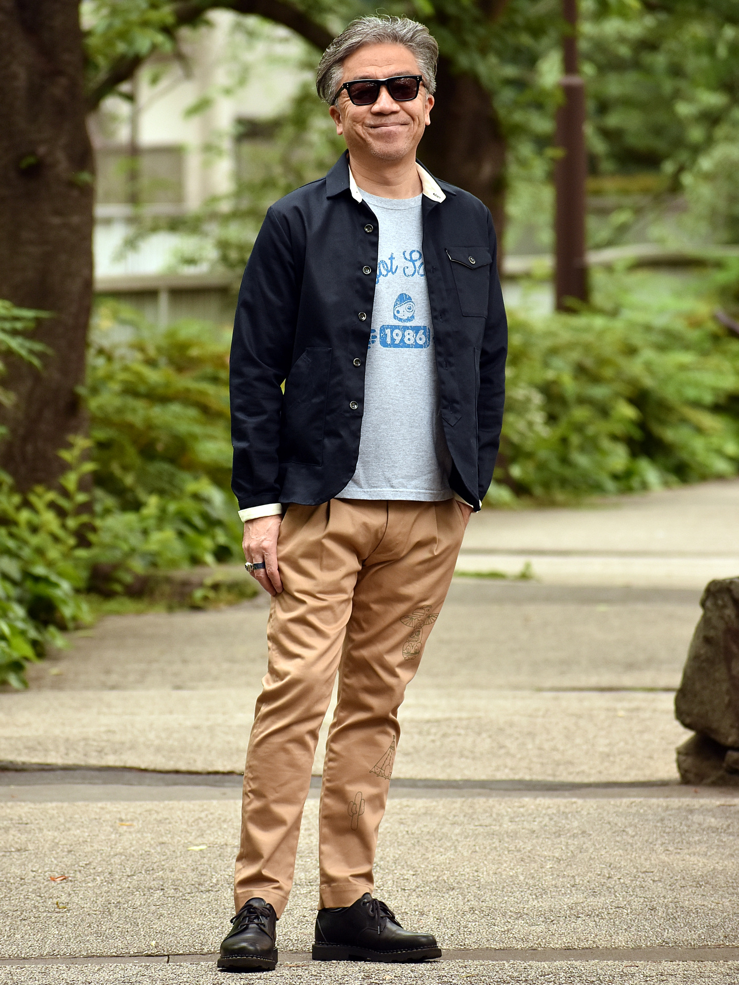 40代向けジャストサイズのシャツジャケットのコーディネート