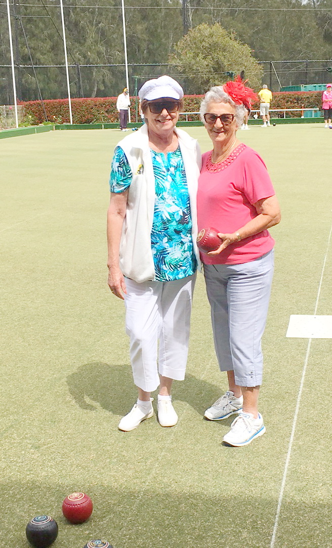 Breakers Womens Bowling Club Wamberal Melbourne Cup Day Bowls