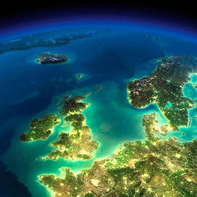 Space: Overhead view of earth !! Awesome Space: Overhead view of earth !! Awesome