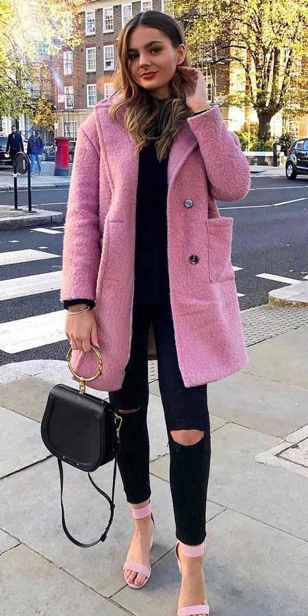 Searching for coats for winter? Find womens fall coat + winter outfits coat + coat style. | 35+ Cute Coat Outfits for Every Day of the Month. Winter Coats Women via higiggle.com #coats #winteroutfits #winterstyle #fashion