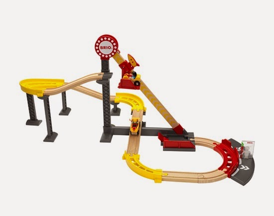 Les beaux jouets en bois de Brio ont 130 ans, happy birthday! {concours inside} - Initiales GG 