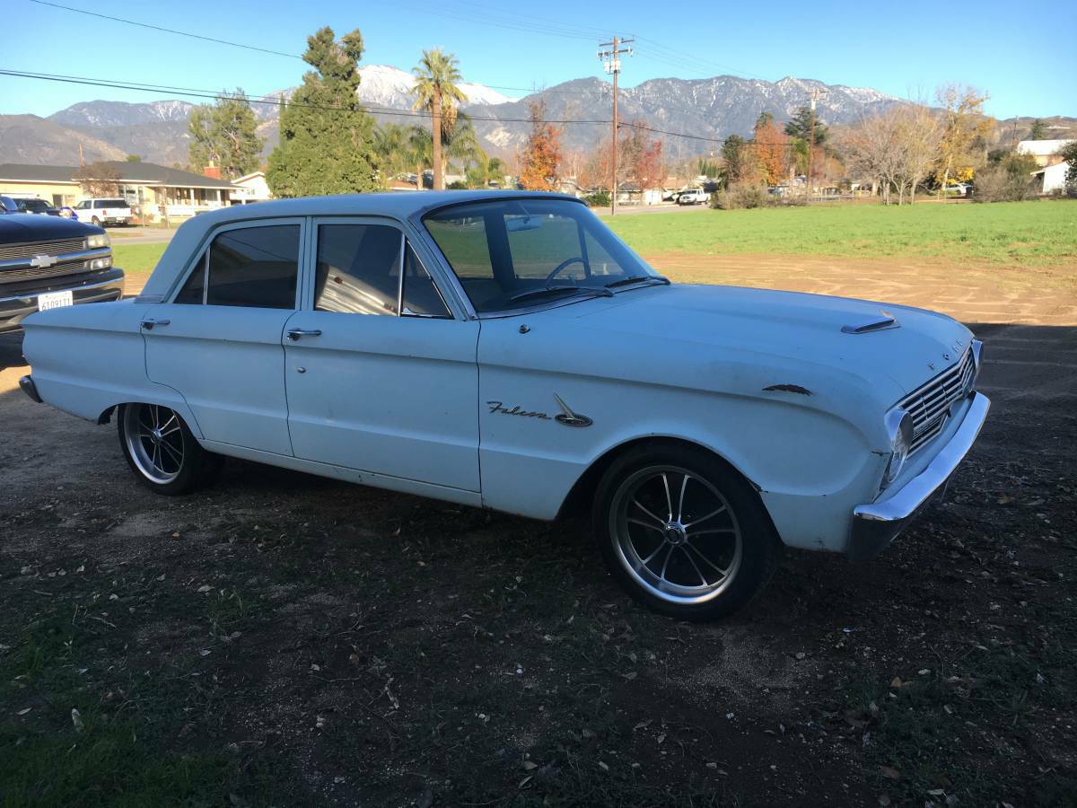 Daily Turismo V8 Auto 1963 Ford Falcon Sedan
