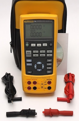 Fluke 724 Temperature Calibrator