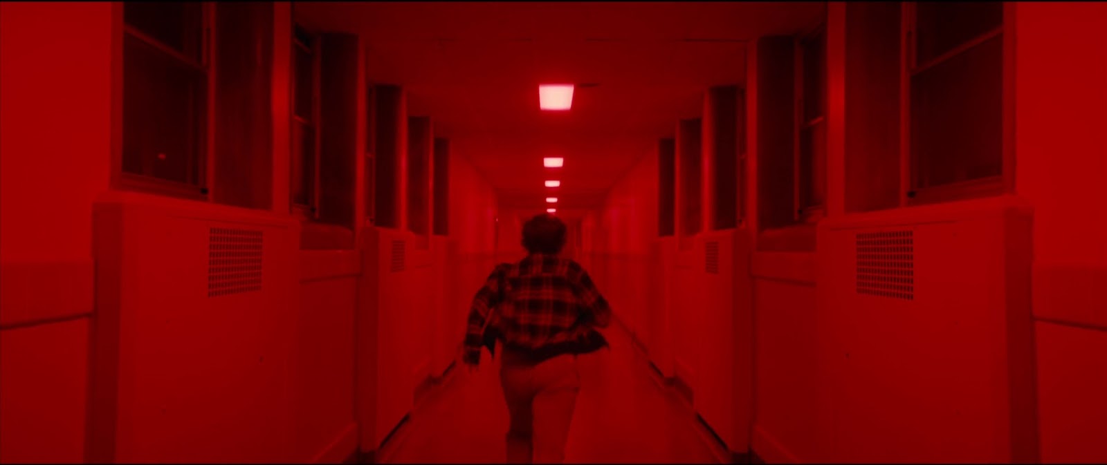 Historias+de+miedo+para+contar+en+la+oscuridad+%282019%29+HD+1080p+BRRip+Latino+-+Ingles+-+Descargatepelis.com.mkv_snapshot_01.11.31.100.jpg (1600×673)