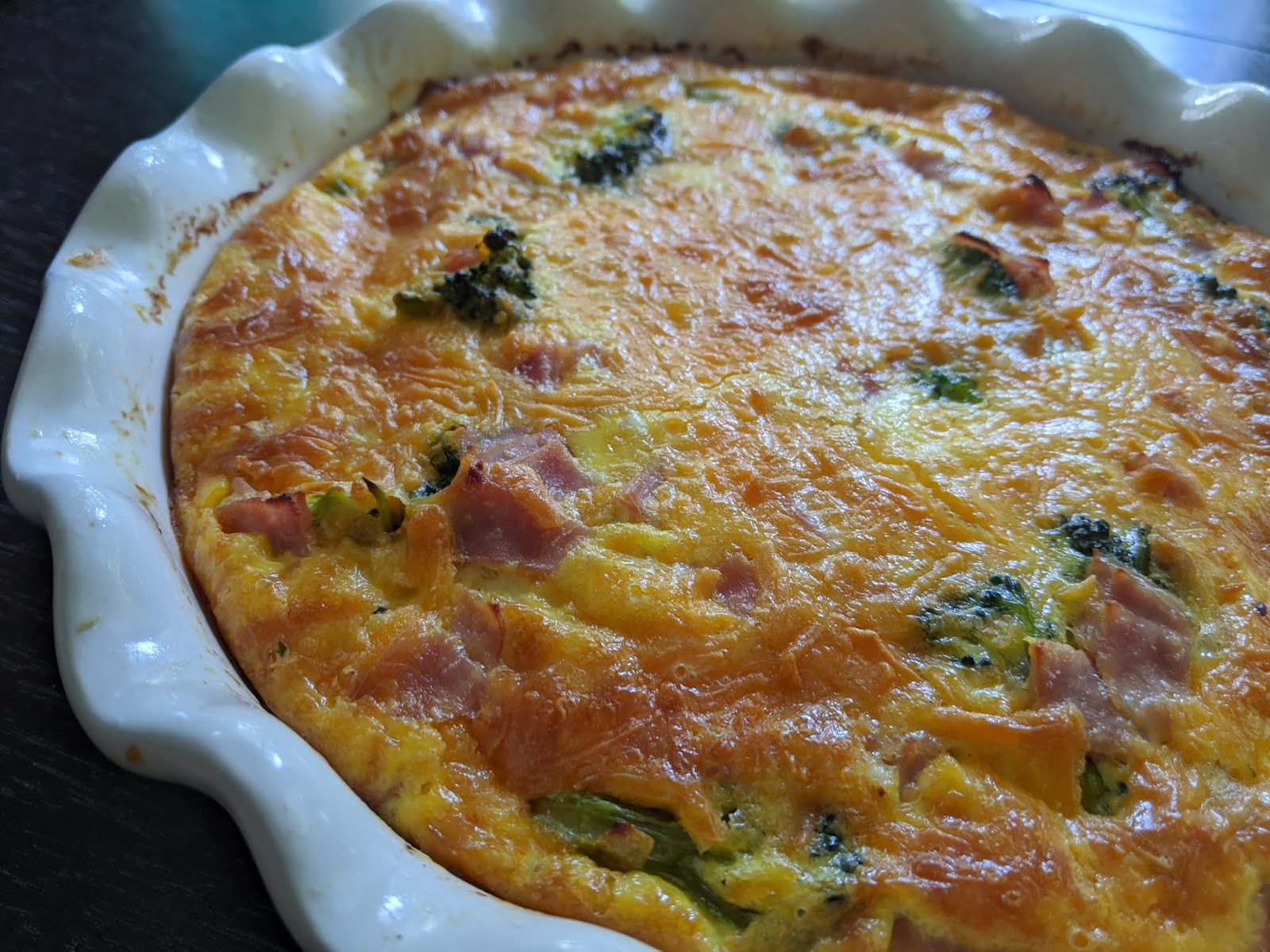 Crustless Broccoli and Ham Quiche