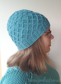 Katrina Eriksson Lidén. Fingerborgenmysteriet. Sticka föreningen.