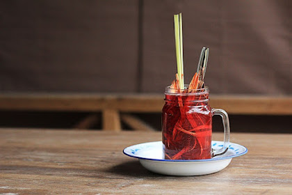 Mengenal Manfaat Kesehatan dari Wedang Uwuh SehatQ.com 