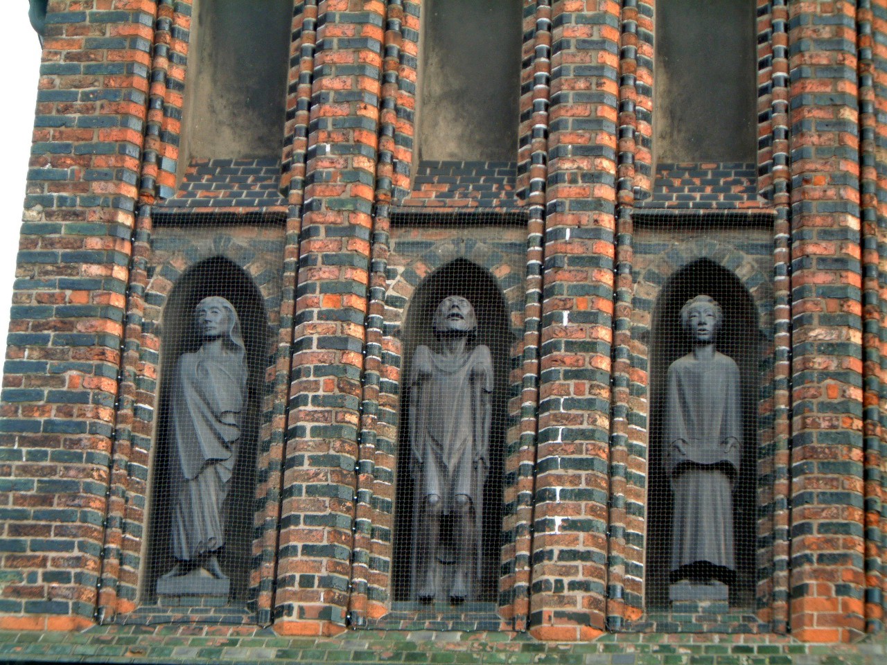 Barlachskulturen an der Lübecker Katharinenkirche