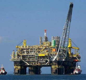 Petróleo rende R$ 420 milhões para Niterói de janeiro a agosto Petróleo rende R$ 420 milhões para Niterói de janeiro a agosto