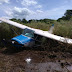 Avião faz pouso forçado na área rural de Jacarezinho; piloto e copiloto abandonam aeronave, diz polícia