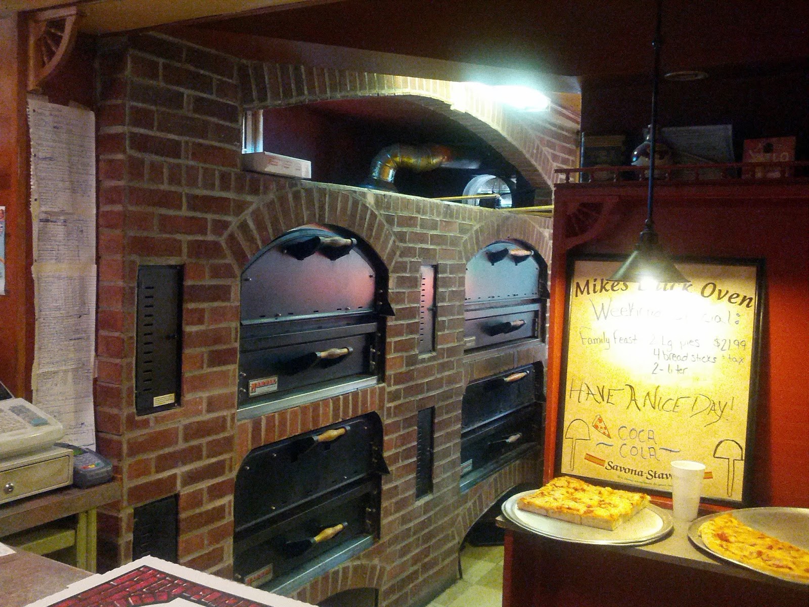 Pizza Quixote: Review: Mike's Brick Oven Pizza, Pottstown PA