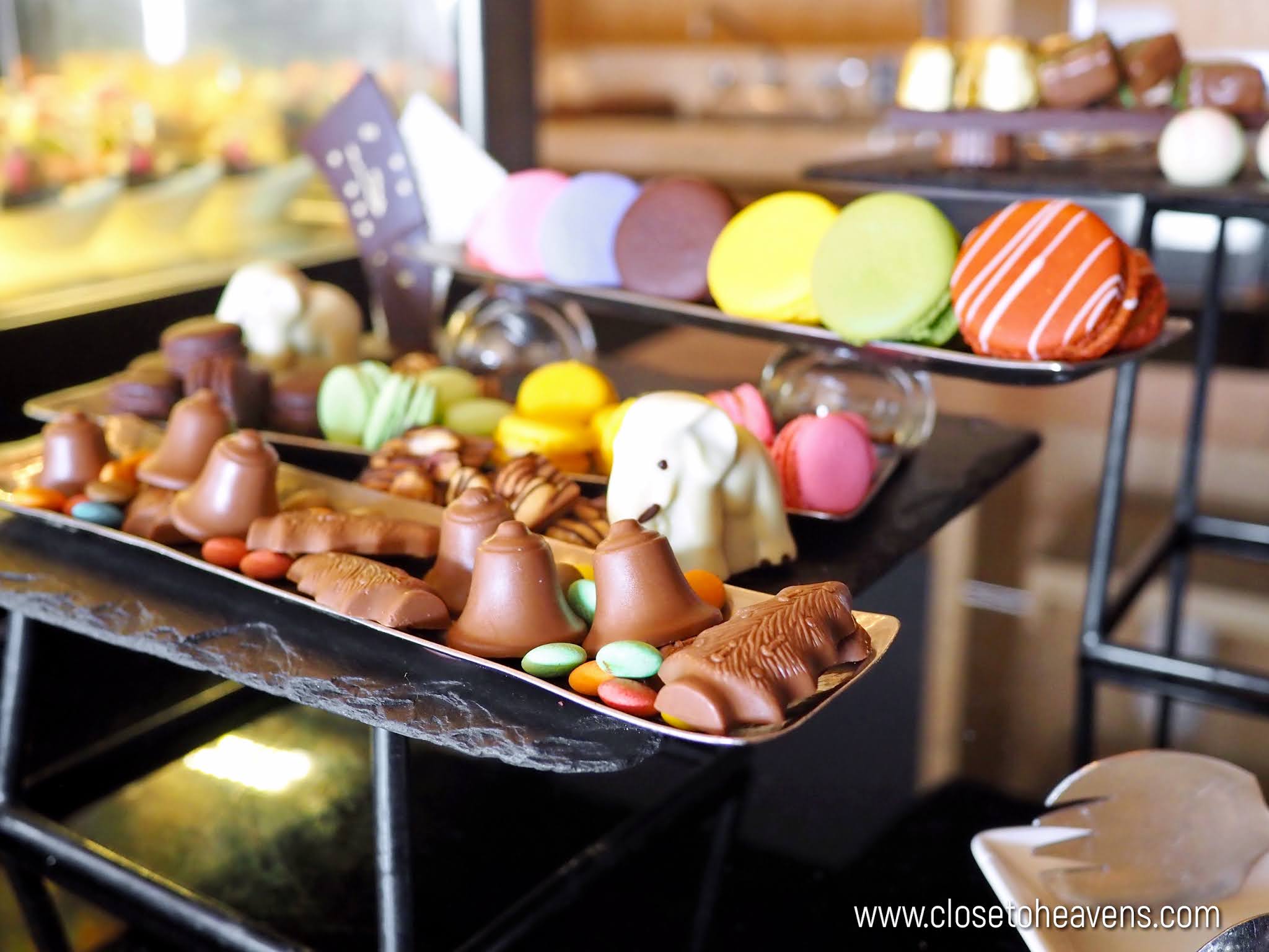 Avani+ Riverside Bangkok | Sunday Brunch Buffet