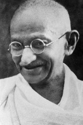 mahatma Gandhi biography in English, facts about mahatma gandhi, biography of mahatma gandhi, major movements of Mahatma Gandhi, Father of the nation,