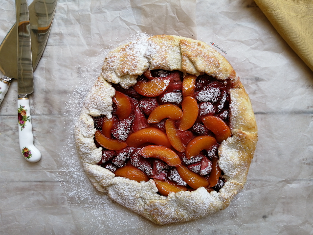 Strawberry and Peach Rustic Galette, food flatlay, flatlay, strawberry galette, peach galette, galette, galette recipe, fruit, strawberries, peaches, dessert, pie, tart, food, food photography, food blogger, food blog, food pictures, food recipe, dessert recipe, pastry, food stylist, spicy fusion kitchen, sweet, fruit tart, fruit galette, fruit pie, rustic galette