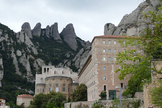 Знаменитый монастырь Монсеррат в Каталонии: здесь Лойола обрёл прощение после покаяния в военных грехах