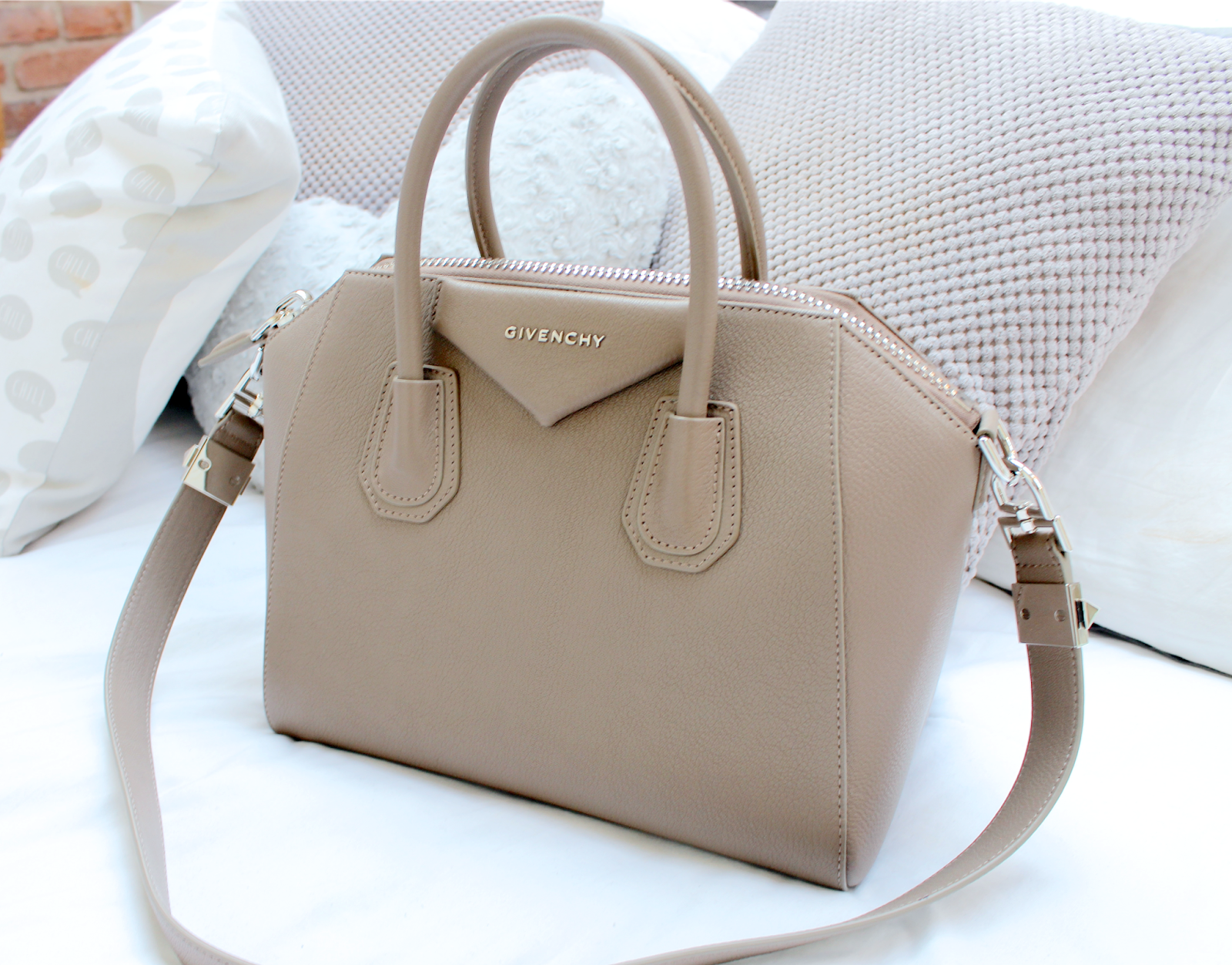 New Bag | Small Givenchy Antigona | Couture Girl