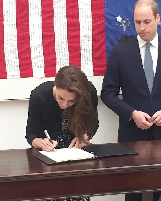 Prince WIlliam and Kate Middleton visited US Embassy to sign the book of condolences for the victims of the attack of Orlando
