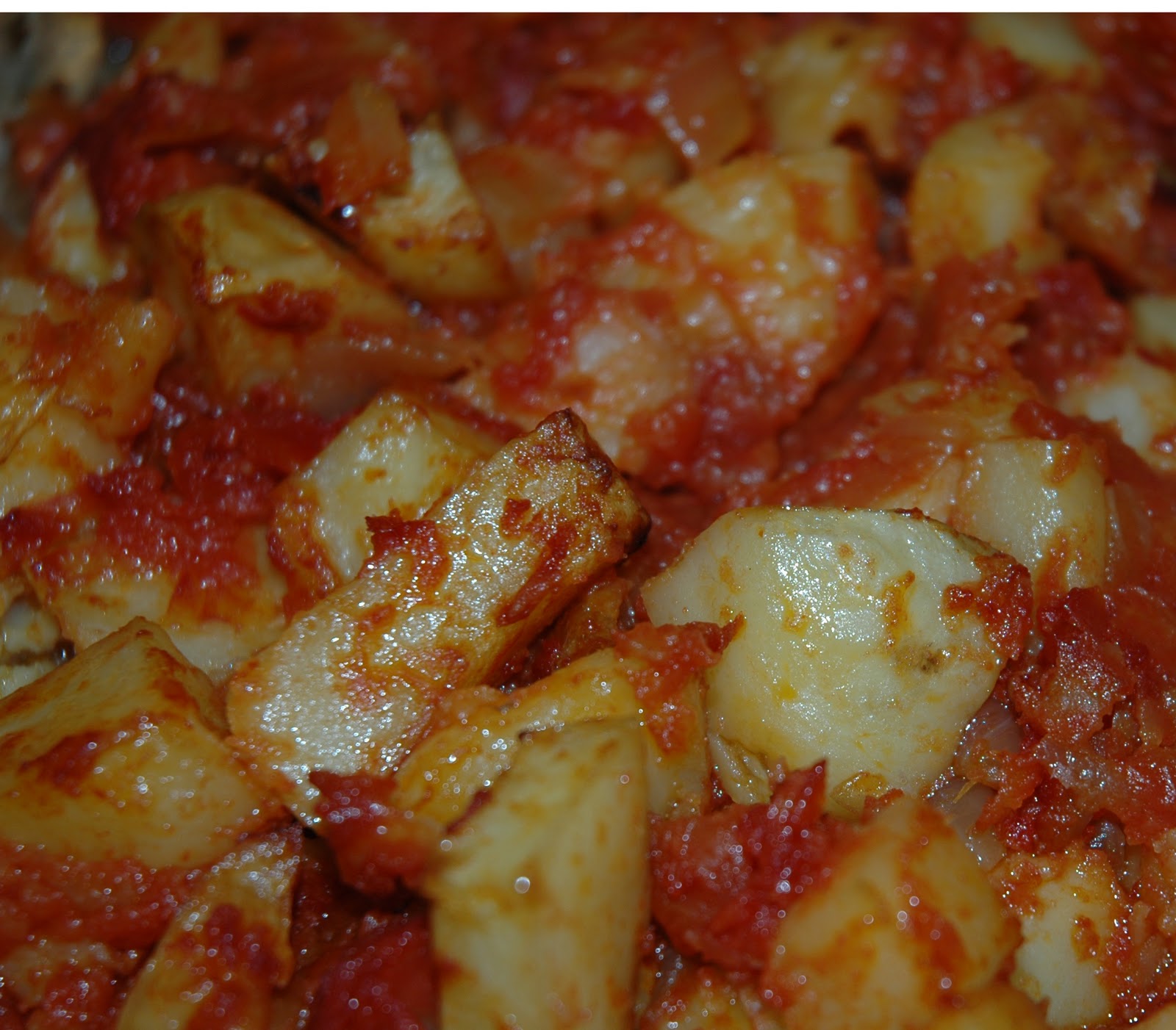 DeLish DeMaria Patatas Bravas