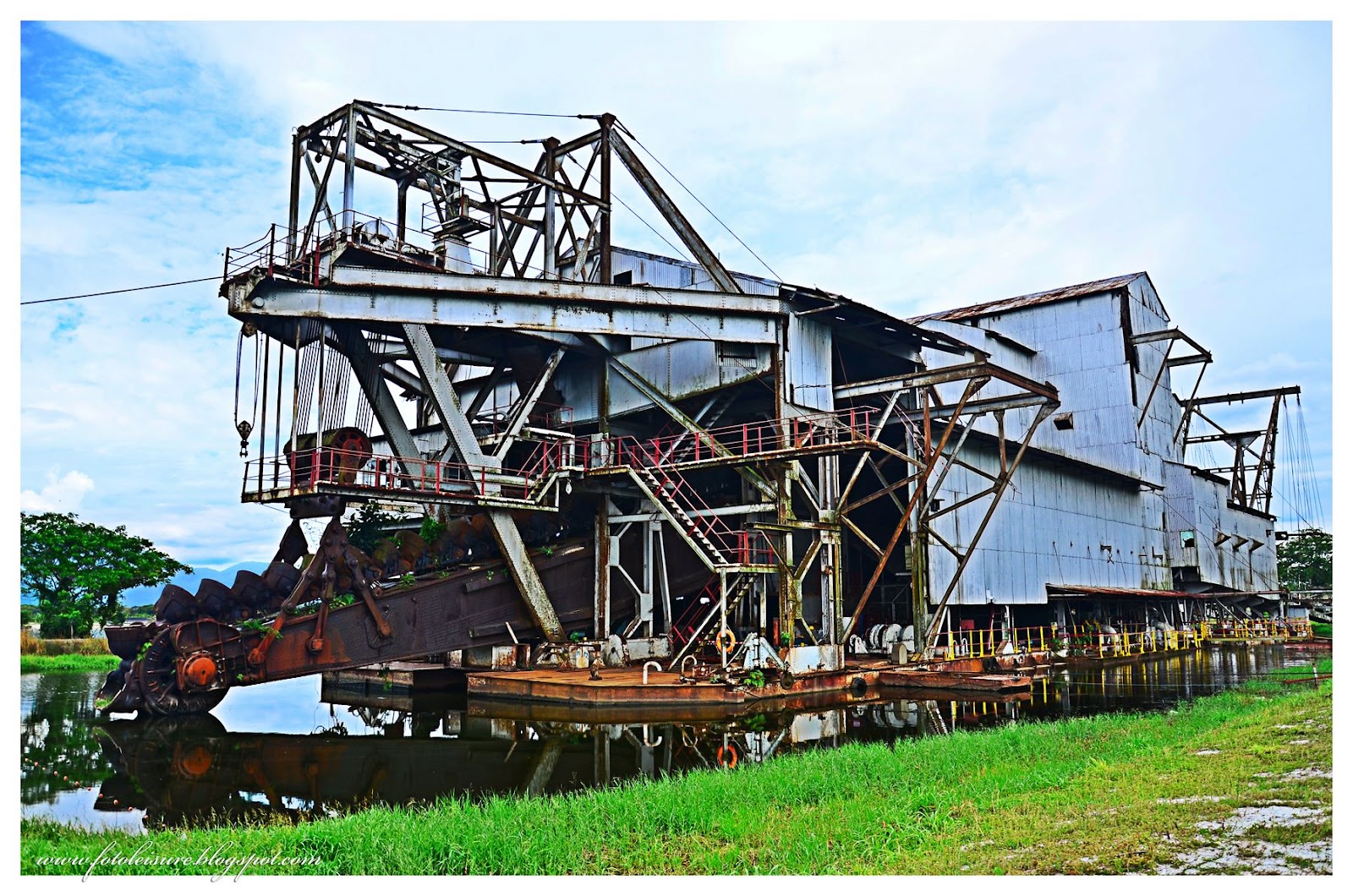 build mining dredge build mining dredge