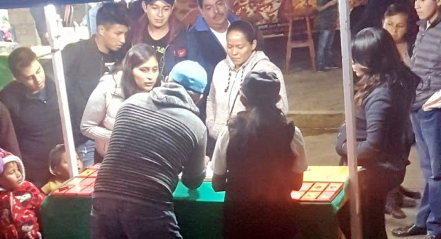 Con juegos de azar prohibidos, estafan a ciudadanos en la Feria de Teziutlán