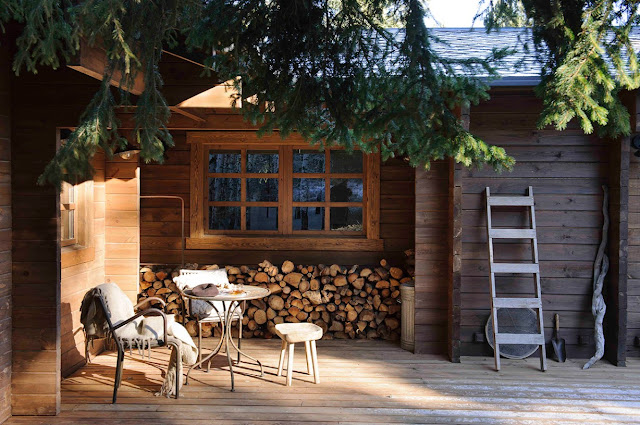 A Spanish log cabin for cozy winter days