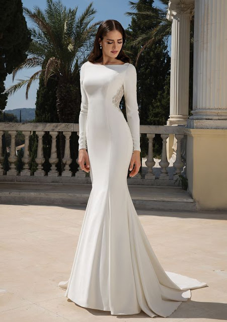 Crepe Long Sleeve Fit + Flare Beaded Gown K'Mich Weddings - wedding planning - wedding dresses - crepe long sleeve fit and flare white gown - justin alexander