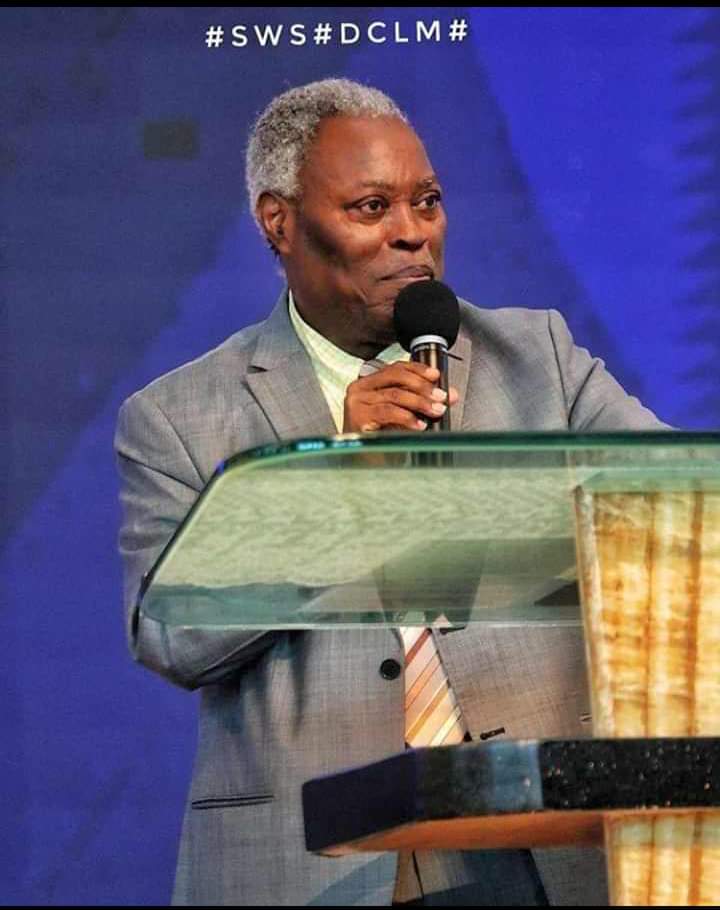 Sunday Worship Service Awakening Dead Members In A Dying Church