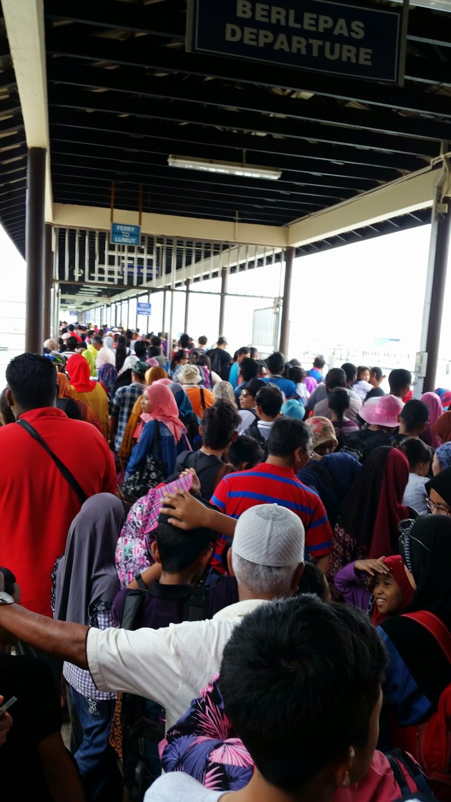 Beratur di Jeti Pangkor