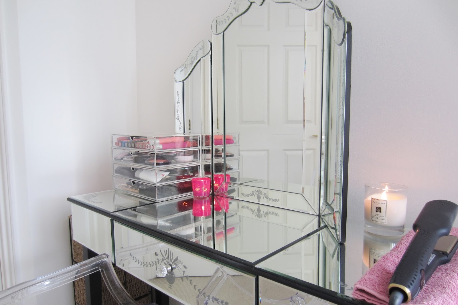 Mirror Dressing Table Apothecary Table