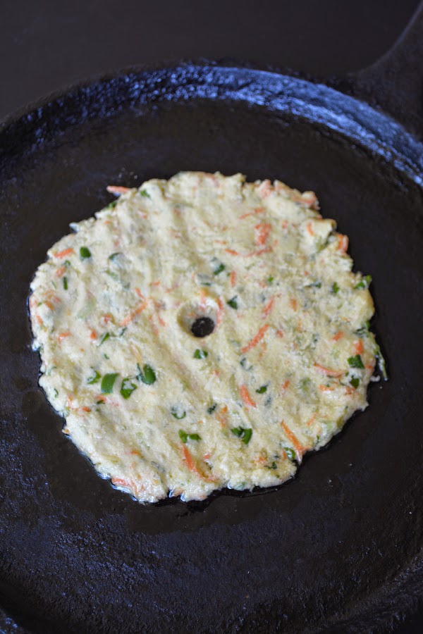 Veggie Platter: Brown Rice Flour & Vegetable Rotti