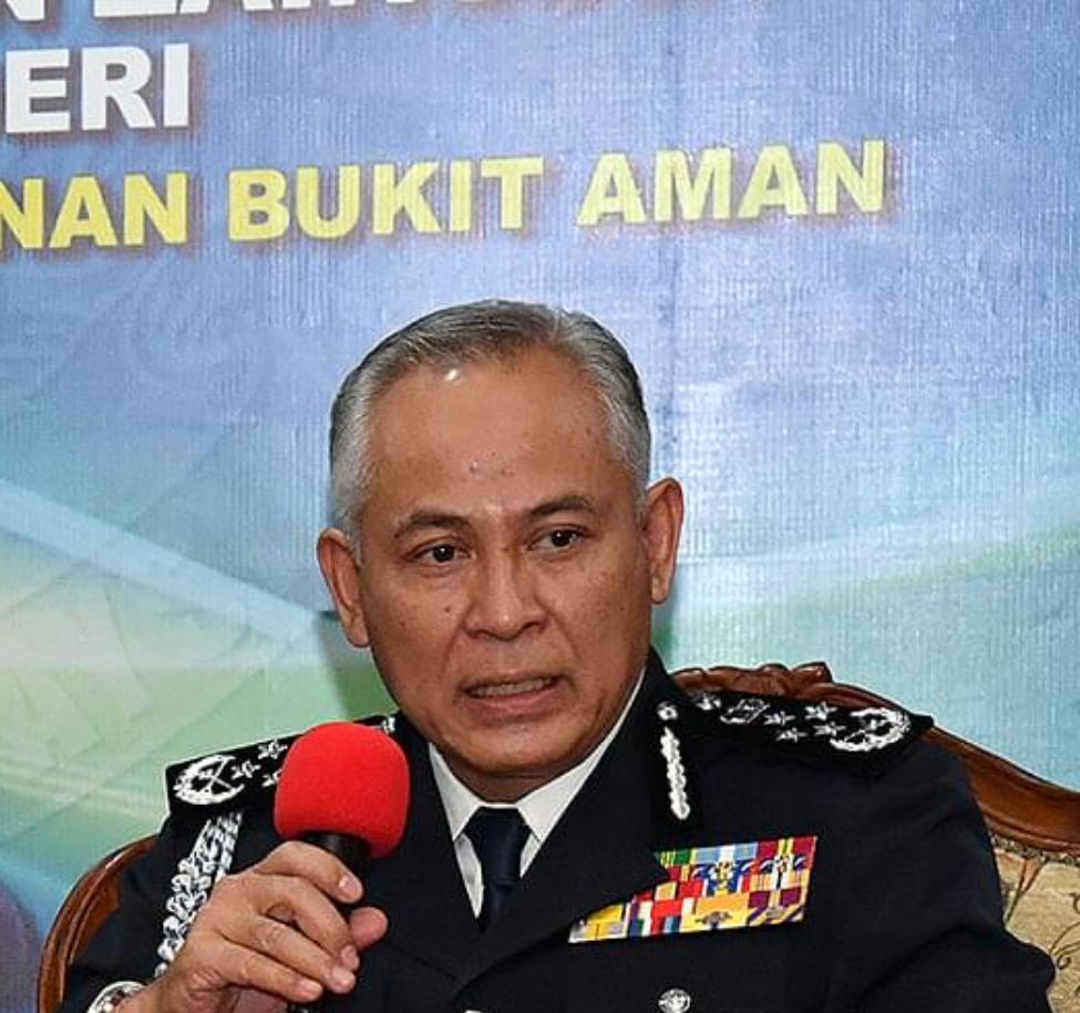 Tan sri acryl sani