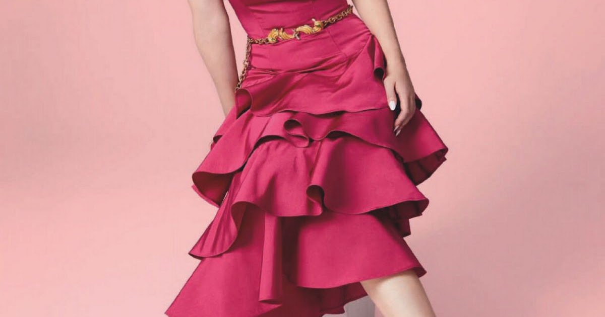 Rachel Brosnahan Featured in Cosmopolitan Magazine - Spain December 2020