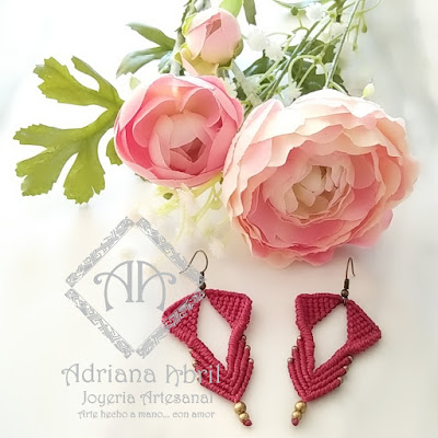 Pendientes en macramé, aros, aretes, Earrings, hoops, earrings in macramé by #AdrianaAbril instagram
