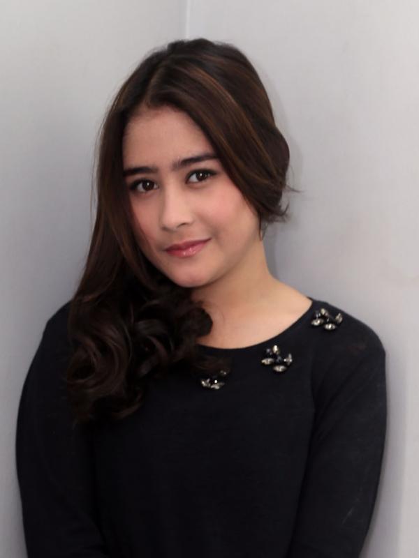 Foto Foto Hot Prilly Latuconsina Beredar Tanpa Sensor