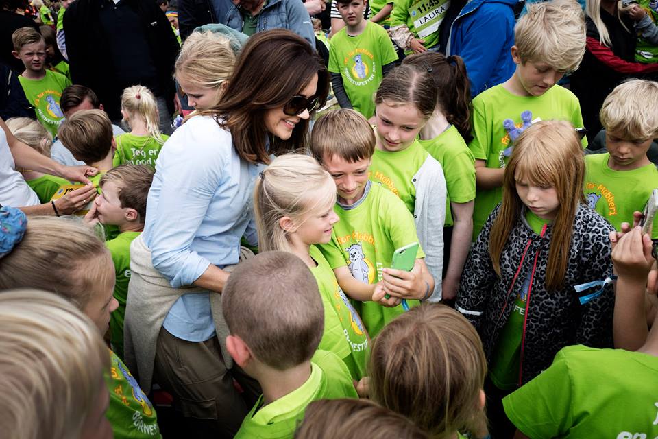 Afficher l’image source Résultat d’images pour mary fonden