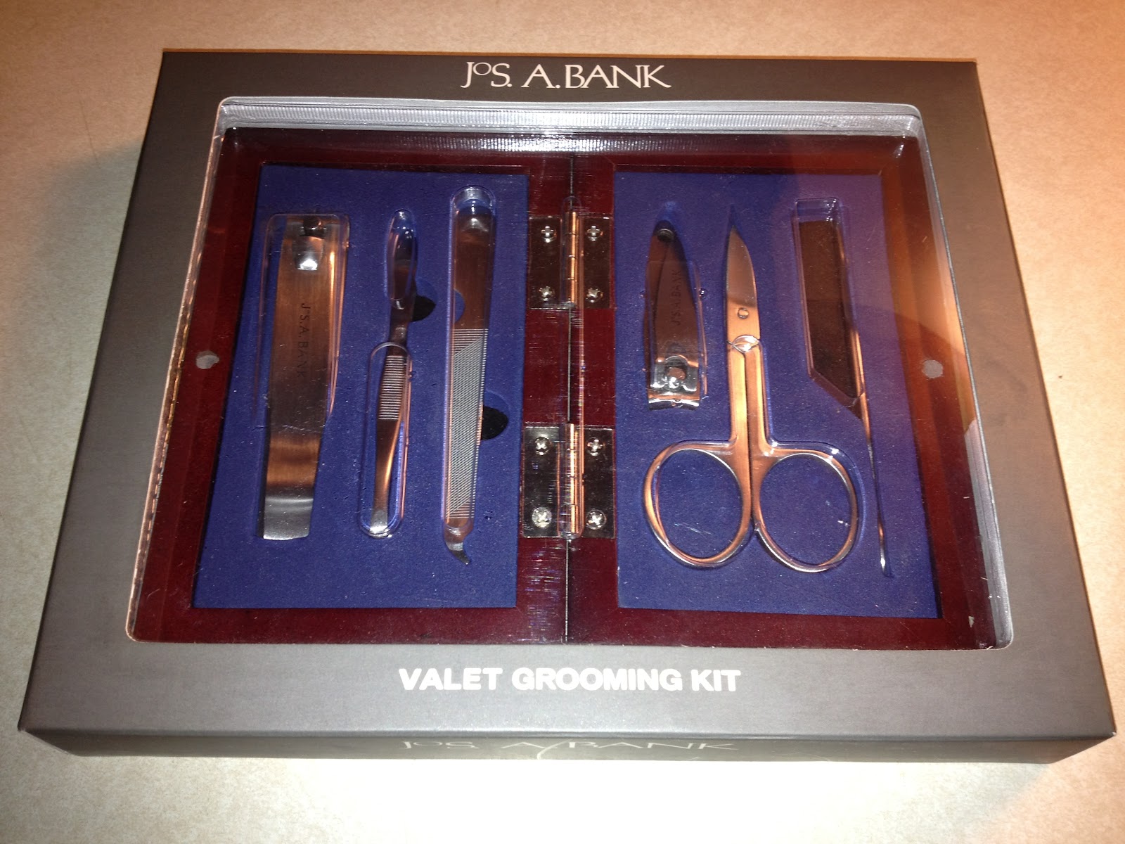 Ebay Pics Jos.A.Bank Valet Grooming Kit with Jos.A.Bank Necktie