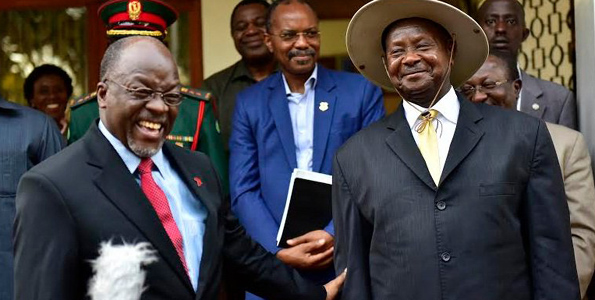 JPM Akabidhi Rasmi Kofia ya Uenyekiti EAC kwa Rais Museveni..!!!