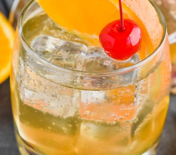 AMARETTO SOUR RECIPE #drinks #cocktails