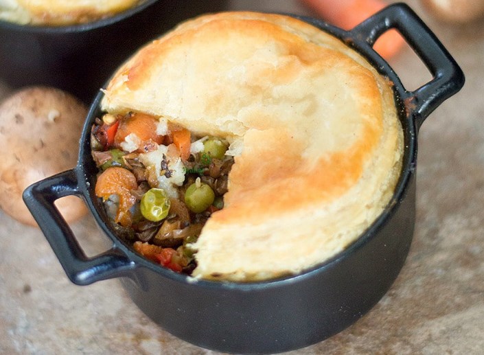 VEGGIE POT PIES WITH PUFF PASTRY CRUST vegan dinner