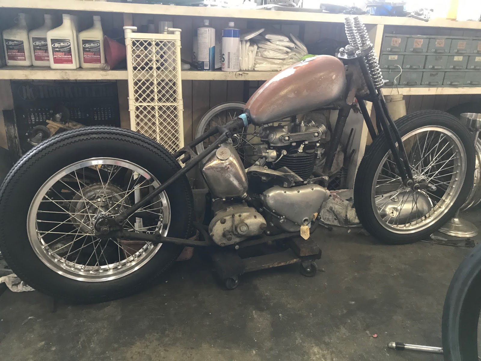 M-STYLE MOTORWORKS: 1950 TRIUMPH 6T THUNDERBIRD