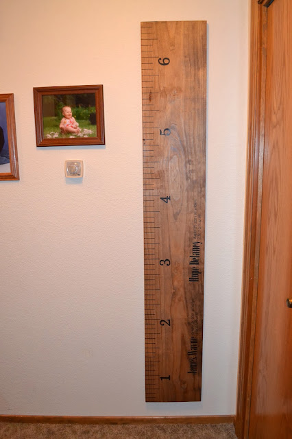 Heidi's Bored - The Pinterest Test: DIY Children's Growth Ruler