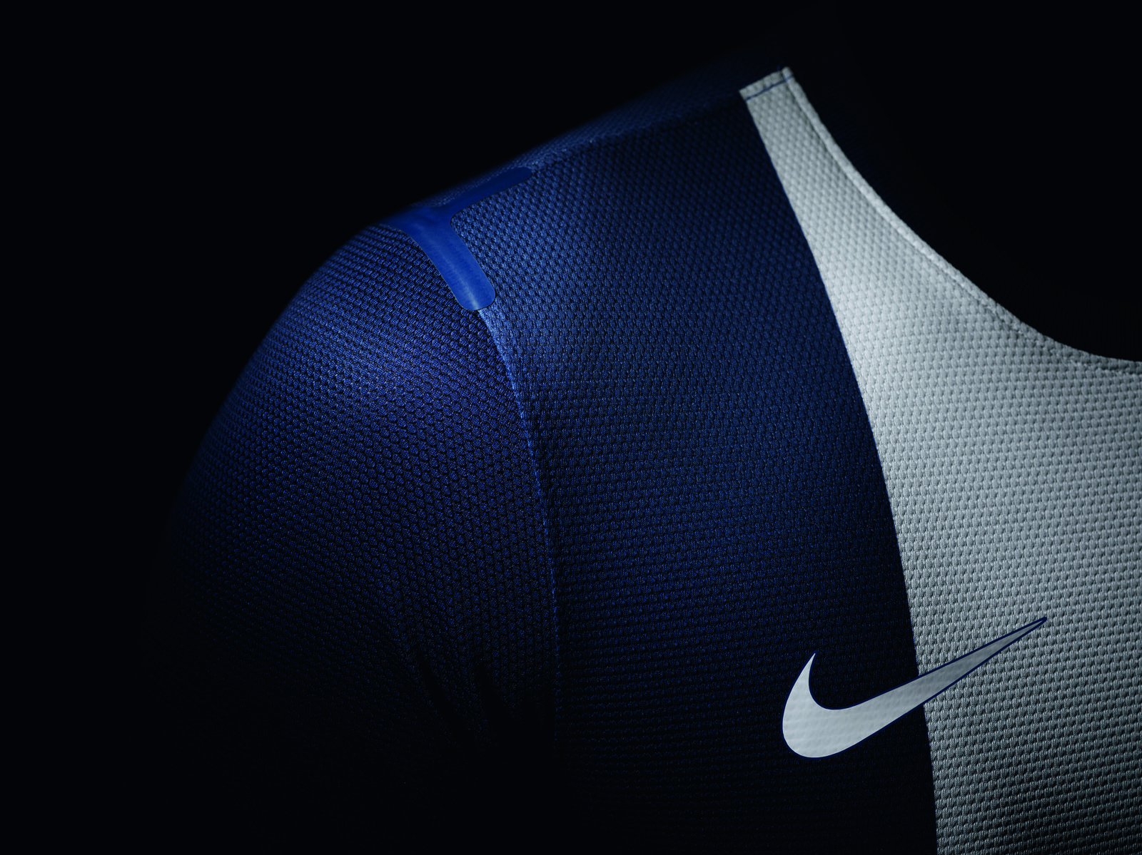 PSG 13-14 (2013-14) Home and Away Kits Released - Footy Headlines