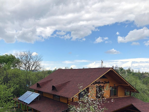 La Căsuța cu Zorele