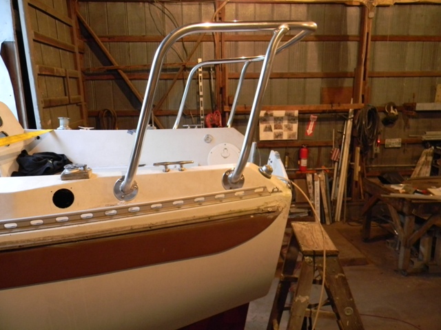 Ericson 25, Oystercatcher: Stern Rail, Construction